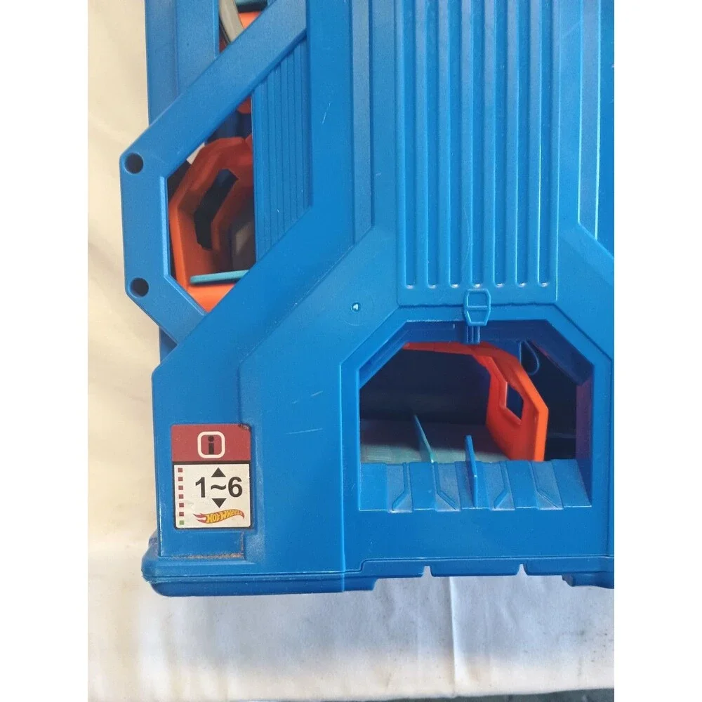 Hot Wheels Mega Garage  Playset Carry Case Storage core replacement only